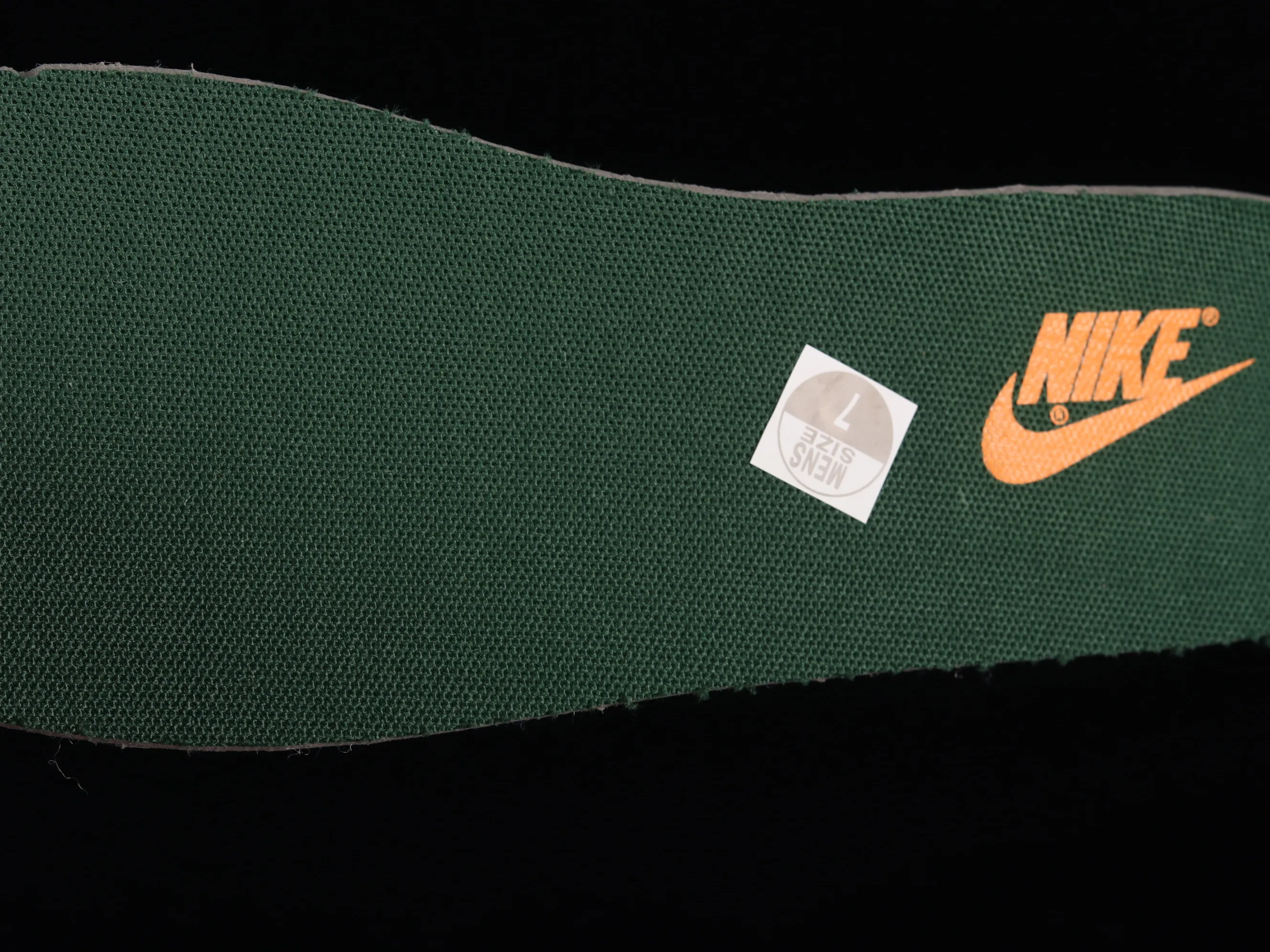All Categories Nk SB Dunk Series Nk SB Dunk Low Low-top sneakers Nk SB Dunk Low "Miami Hurricanes" Orange-green SB low-top casual sneakers DD1391-300